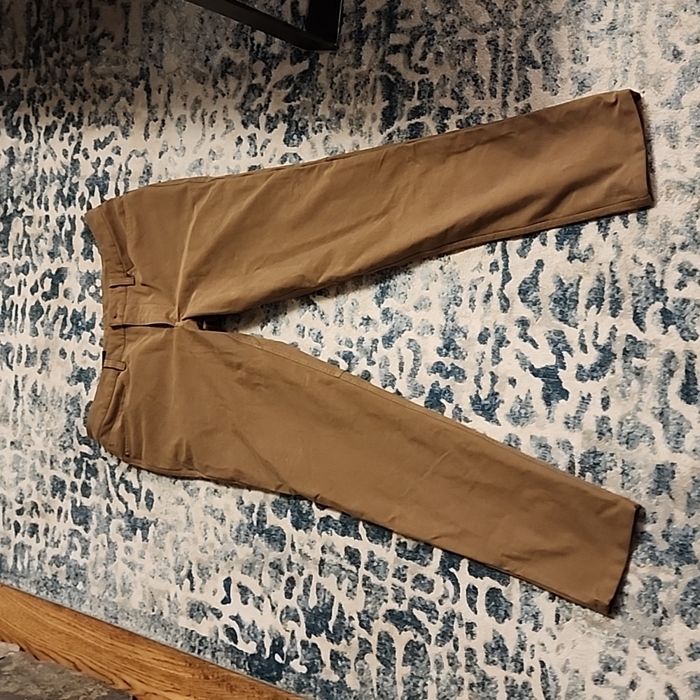 Lululemon Olive pants